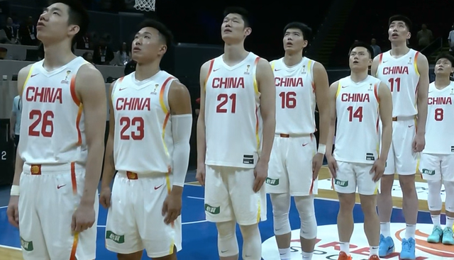 亚博体育官方入口-中国男篮逆转后，更衣室庆祝曝光！小组形势有变：首支晋级队诞生