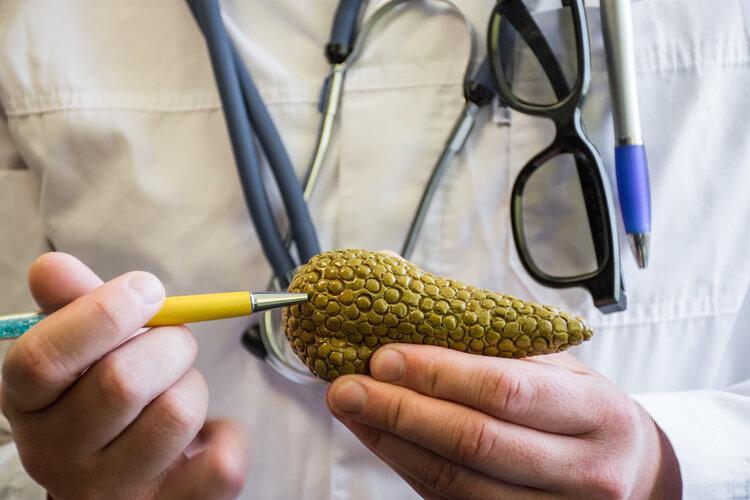 51岁男子每天大便两三次，确诊胰腺癌！6种异常或是身体“警报”