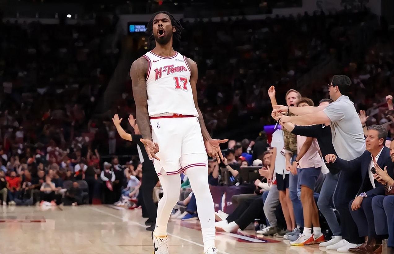 亚博体育登录入口-探花惊艳！火箭复仇尼克斯，杜兰特轰27+8，伊森回暖，布伦森背锅