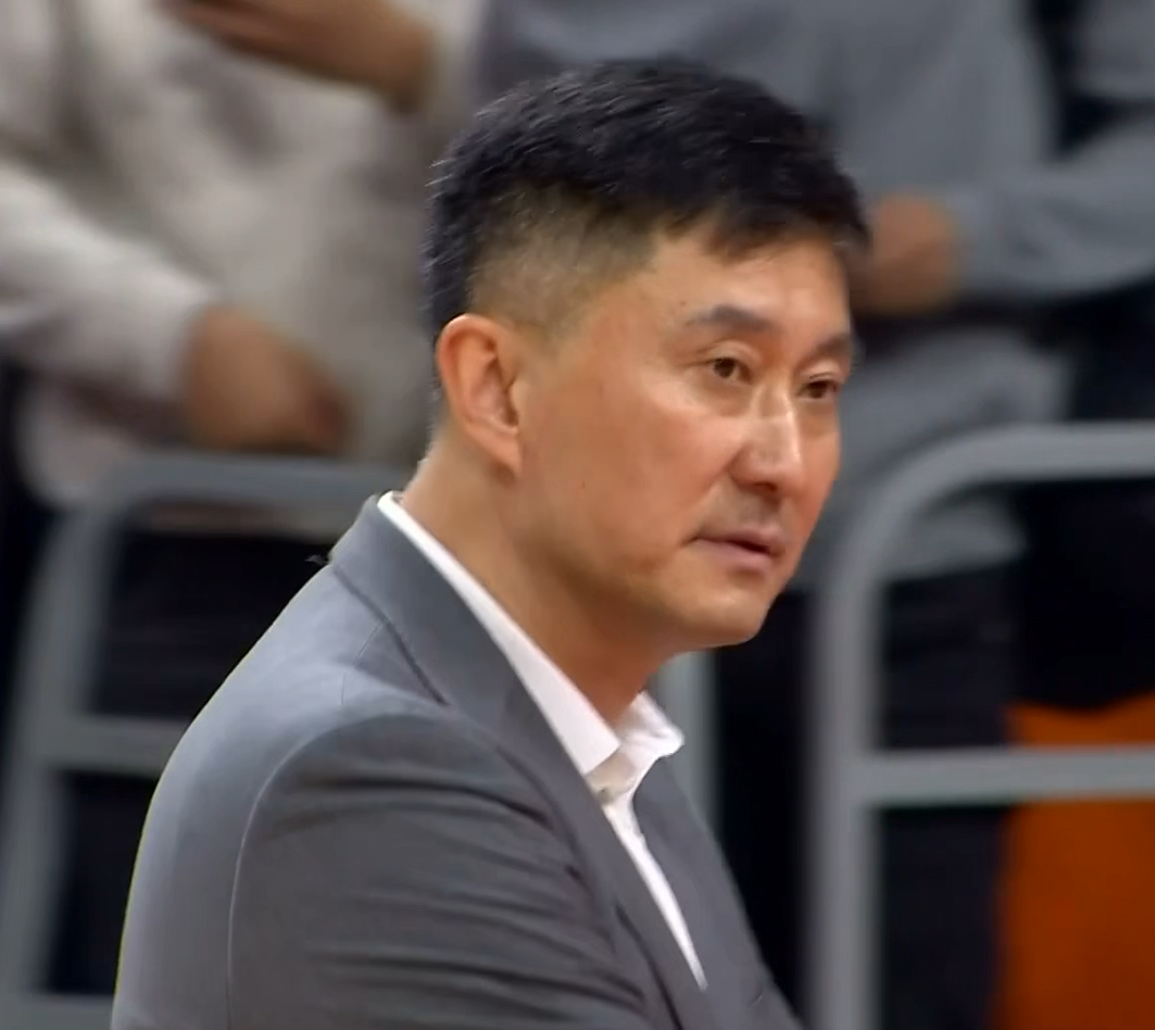 亚博体育官方入口-徐杰0分崔永熙2分！国内球员被辽篮63-18完爆！杜锋把广东带废了